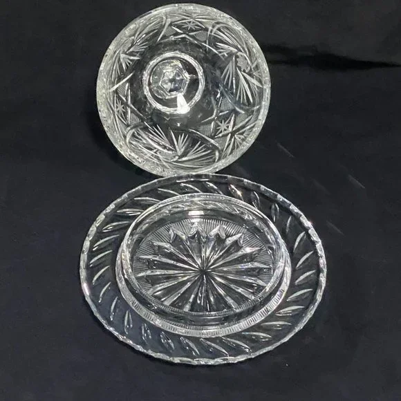 Eleanor American Cut Round Glass Cover Butter/Cheese Dish Pinwheel Fan Stars - Picture 4 of 11